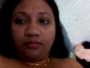 Desfrute Da Paixão Intensa De Uma Deusa Cheinha Em Ação. Observe Como Ela Liberta Os Seus Encantos Voluptuosos E Deixa-te Com Desejo De Mais. Delicie-se Com A Beleza De Uma Gorda Como Nunca Antes.