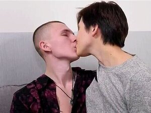 Tomboy Pieprzy Się Jak Profesjonalista W ClubSweethearts