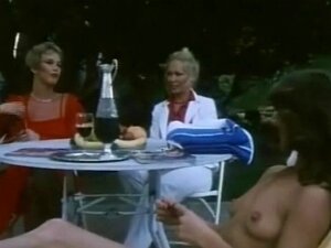 Retro Outdoor Lesbians 1973