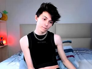 Pojat Runkkaavat, Twinkit Imevät Kyrpää, Homot Leikkaamattomat Pojat Polttavat 69