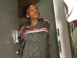 посети FreshNewFaces.club ~ МОЛИМ ТЕ, причај са мојом пасторком из снимања порнића #успех