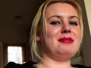 Sub Z Wielkiej Brytanii Dostaje Lanie Do Gardła, Aż Stanie Się Czerwony Na Surowo