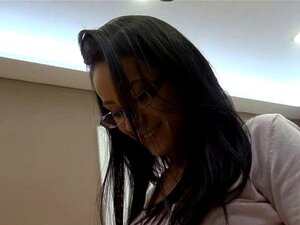 Hot Girlfriend Tries Out Anal Sex With Horny Dude On Ca