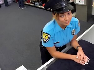 Јебање госпође полицајке - XXX Пион