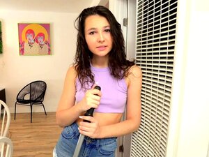 Jumissa Lavuaarissa Oli Söpö Sisarpuoleni