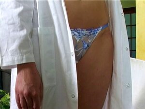 Blondine Im Krankenschwester-Jobinterview Wird In Alle 3 Löcher Gefickt