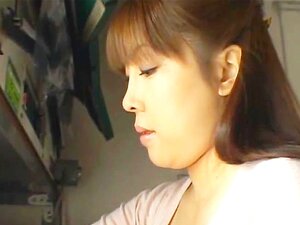 Napale Japanske MILF-ice Puše I Jebu Se, Dio 1