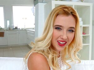 Samantha Rone Bekommt Ihren Arsch In Einer Gonzo-Hardcore-Anal-Szene Von Ass Traffic Gefüllt. Samantha Rone Lässt Sich Den Arsch In Einer GonzO-Hardcore-Anal-Szene Von Ass Traffic Füllen