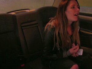 Cab-Sex-Action Mit Einer Sehr Makellosen Europäischen Frau