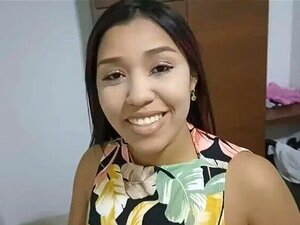 Morena De 18 Años Con Grandes Tetas En Un Hotel En Miami, Estados Unidos, Gluspet Se Folla A Su Novio Con Una Gran Polla