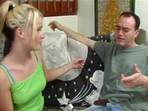 Kylee Kennedy Uczona Przez Swoją Macochę