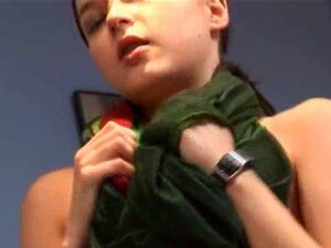 српски пар из Москве код куће јебе се