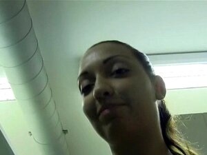 Upphetsande Kuksugande Njutningar