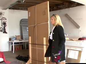 Busty Niemiecka Dziwka Pieprzy