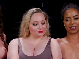 Робиње у аналном бдсм-у јебе велики црни курац на забави Оргије