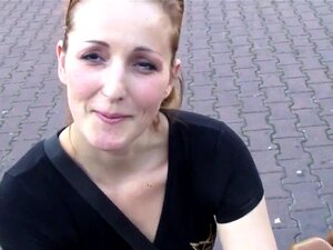 Onberispelijke Tsjechische Chick Wordt Verleid In Het Winkelcentrum En Geboord In Pov. Sletterige Kijker Die Door Het Winkelcentrum Wandelt, Wordt Verleid En Geschud In Pov Terwijl Ze Haar Eerste Zelfgemaakte Pornotape Filmt