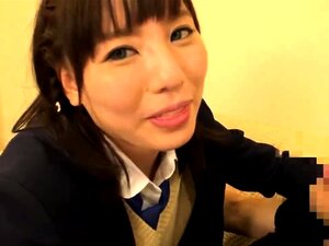 Japońska ślicznotka W Rajstopach Wyznaje Swoją Pasję Do Twardego Mięsa