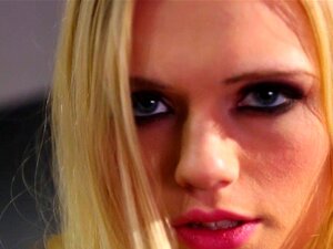 Blonde Finger Bangs Lezzie. Blonde Masseuse Finger Bangs Lesbian And Eats Her Pussy