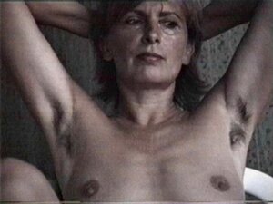 MARION Karvaisesta Saksasta Ajamattomilla Kainaloilla 03 - Stinke-Schluepfer-Modenschau