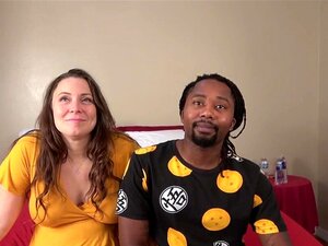 Casting Gulp Compilation Förtvivlande Amatörer Stora Bazookas Hawt Stor Vacker Kvinna Mamas Behöver Pengar