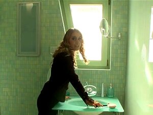 Onnekas Jailbird. Aamusi Alkaa Oikein Hyvin, Kun Nussit Vaimoasi Aamupalaksi - Mutta Mies.. Miksi Jätit Rakastajasi Kanssa Käyttämäsi Vitunkumin Päiväpeiton Alle? Vaimosi On Poissa Ja Nyt: Hanki Sen Päälle!