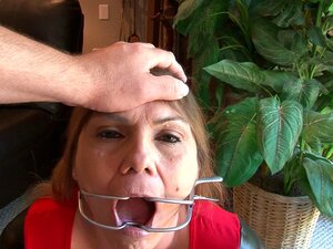 Anal Bubble Butt Mexican Granny Gets Used