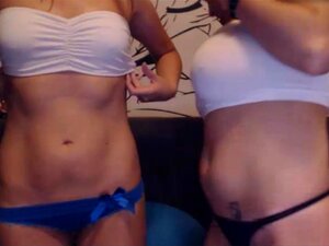 Amateur Beautiful Lesbian