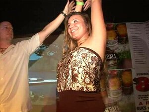 Booty Shake Contest 6 Scène 6