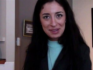 PropertySex - Stunning Real Estate Agent Provides Escort Services To Client