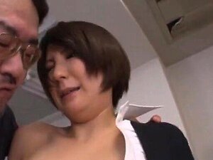 Der Begehrte Japanische Lehrer Ryo Sena Hat Sex Mit Zwei Geilen Schülern