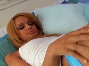 Tyra Banxxx Slet Hete Masturbatie
