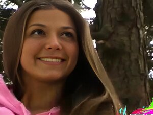 Sesión De Fotos Desnuda En Pose Morena Caliente