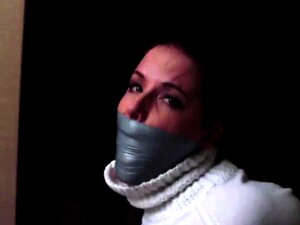 Fetisch Skolflickor I Latex Använder BDSM-leksaker