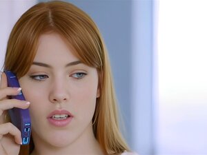 Belle-mère Anale, La Rousse Gwen Stark Profite De Sa 1ère Tige D'ébène