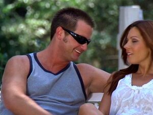 Saftig Fitte Blir Knullet Hardt. Saftig Søtnos Sprer Bena Vidt Og Blir Knullet I Fitta