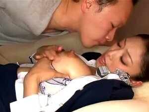 Den Snygga Bystiga Asiatiska Reiko Kobayakawa Blev Knappt Borrad