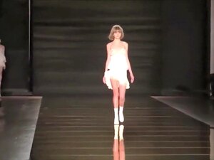 Fashion Show Francesco Scognamiglio