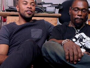 Baise Gay Black - Porno @ RueNu.com