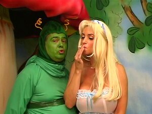 Sexy Alice With Fat Tits Gets Lost In Wonderland And Plays With A Caterpiller