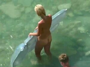 Seks Betrapt In Het Water Op Een Luchtbed