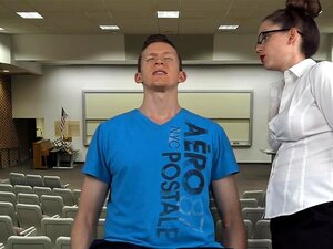 Lelu Love-Teacher Bestraft Mit Gesichtslecken