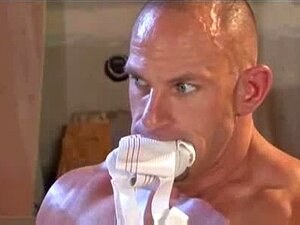 Samuel Colt Gay - Porno @ CuloNudo.com