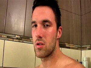Solo Muscly Pornstar Tugs