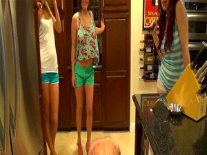 3734286 ξυλοδαρμός Femdom Hd ---»