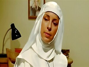 Lez Tribbing 150 Lesbian Girl On Girl Lesbians