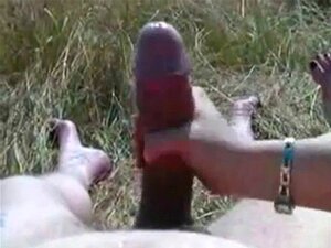 Tjeram Muža Da Svrši Na Nudističkoj Plaži. Tjeram Muža Da Svrši Na Nudističku Plažu