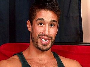 El Semental Muscular Str8 Comienza En El Porno Gay