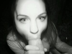 Zatrzymany Na Zewnątrz W Euro Od Tyłu Po Lodziku