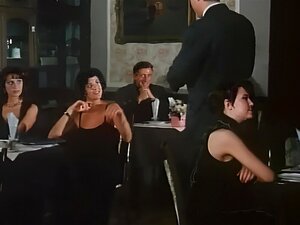 Äldre Swingers # 22 (Simona Valli, Deborah Wells, Christoph Clark)