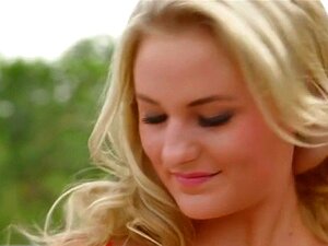 Imen Miehen Chowderia. Tuhma Beibi Imee Villisti Jätkän Herkullista Miesmehua